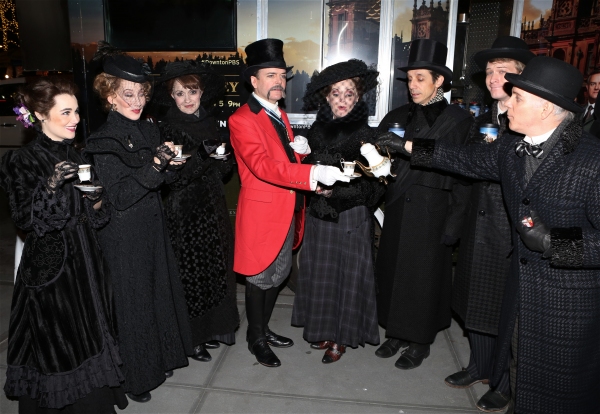 Photo Coverage: A GENTLEMAN'S GUIDE TO LOVE AND MURDER Cast Has Afternoon Tea at Downton Abbey Food Truck! Image