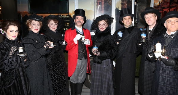 Photo Coverage: A GENTLEMAN'S GUIDE TO LOVE AND MURDER Cast Has Afternoon Tea at Downton Abbey Food Truck! Image