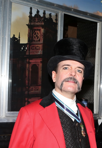 Photo Coverage: A GENTLEMAN'S GUIDE TO LOVE AND MURDER Cast Has Afternoon Tea at Downton Abbey Food Truck! Image