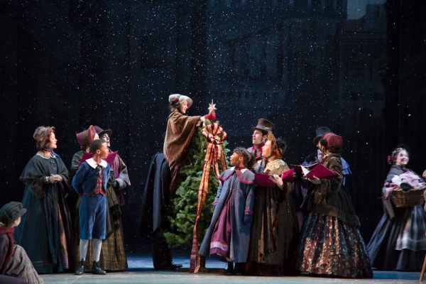 Photo Flash: First Look at McCarter Theatre Center's A CHRISTMAS CAROL, Now Playing Image
