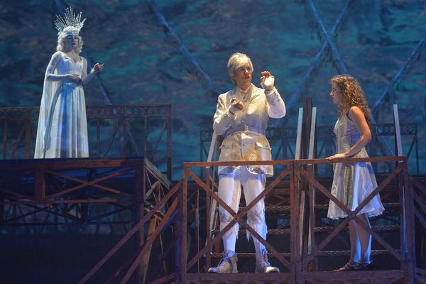 In the Snow Queen''s palace,(Jane Pfitsch), Kai (Tim Homsley) and Gerda (Eryn Murman) Photo