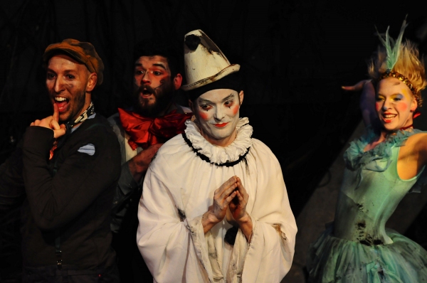 Photo Flash: First Look at The Ruffians' BURNING BLUEBEARD, Now Playing Through 1/5 at Theater Wit 