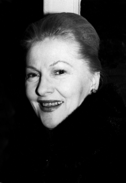 Joan Fontaine Photo