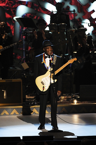 Photo Flash: Sutton Foster, Patina Miller and More Perform at 36th Annual KENNEDY CENTER HONORS, Airing Tonight  Image