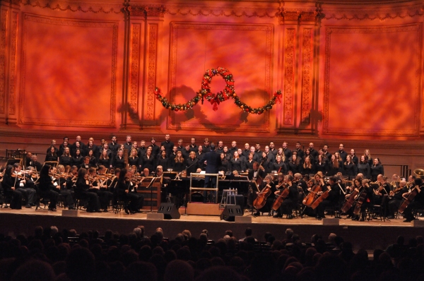 Photo Coverage: Go UNDER THE MISTLETOE with Ashley Brown & the NY Pops Image