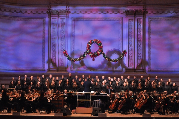 Photo Coverage: Go UNDER THE MISTLETOE with Ashley Brown & the NY Pops Image