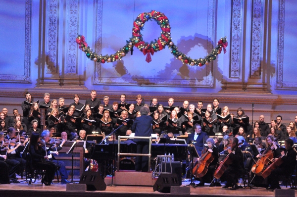 Photo Coverage: Go UNDER THE MISTLETOE with Ashley Brown & the NY Pops Image