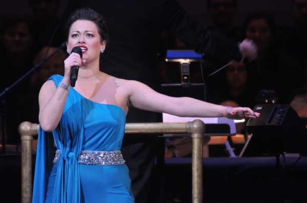 Photo Coverage: Go UNDER THE MISTLETOE with Ashley Brown & the NY Pops Image