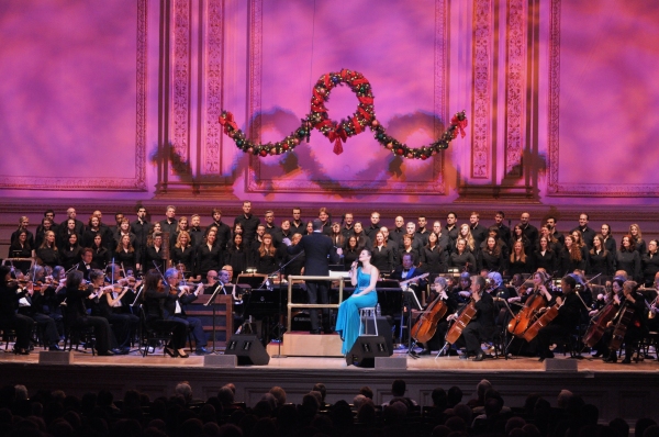 Photo Coverage: Go UNDER THE MISTLETOE with Ashley Brown & the NY Pops Image
