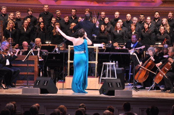 Photo Coverage: Go UNDER THE MISTLETOE with Ashley Brown & the NY Pops Image
