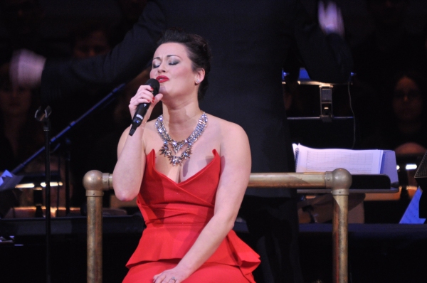 Photo Coverage: Go UNDER THE MISTLETOE with Ashley Brown & the NY Pops Image
