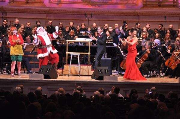 Photo Coverage: Go UNDER THE MISTLETOE with Ashley Brown & the NY Pops Image