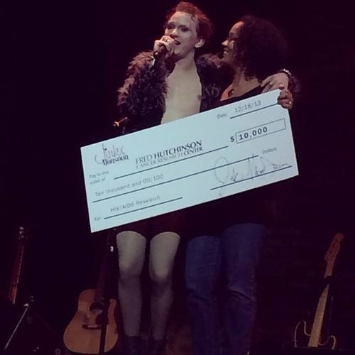 Photo Flash: HEDWIG AND THE ANGRY INCH Star and 'RuPaul's Drag Race' Winner Jinkx Monsoon Donates to Hutchinson Cancer Research Center Image
