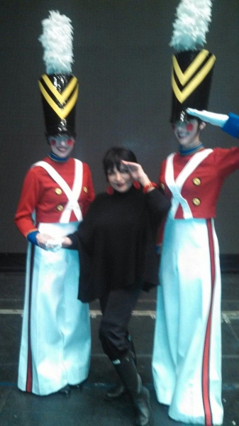 Photo Flash: Liza Minnelli Visits RADIO CITY CHRISTMAS SPECTACULAR Image