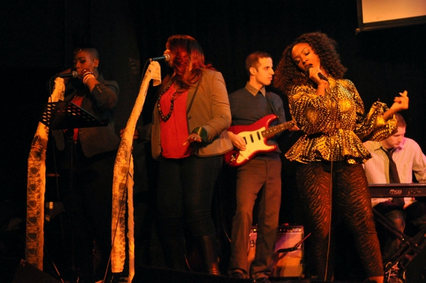 Photo Flash: MOTOWN's Saycon Sengbloh Performs at Drom Image