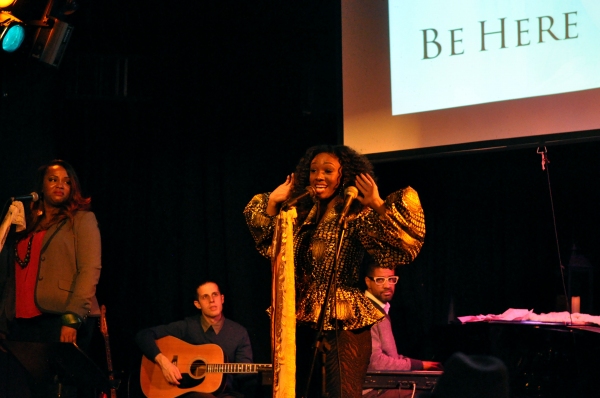 Photo Flash: MOTOWN's Saycon Sengbloh Performs at Drom Image