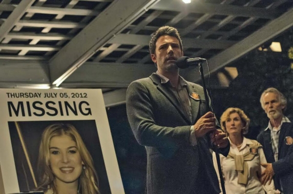 Photo Flash: First Look at Ben Affleck in David Fincher's GONE GIRL Image