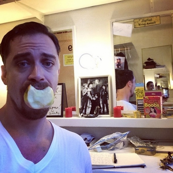 Photo Flash: Saturday Intermission Pics, Dec 28 - BIG FISH Rounds Out 2013 with Last SIP and More! Image