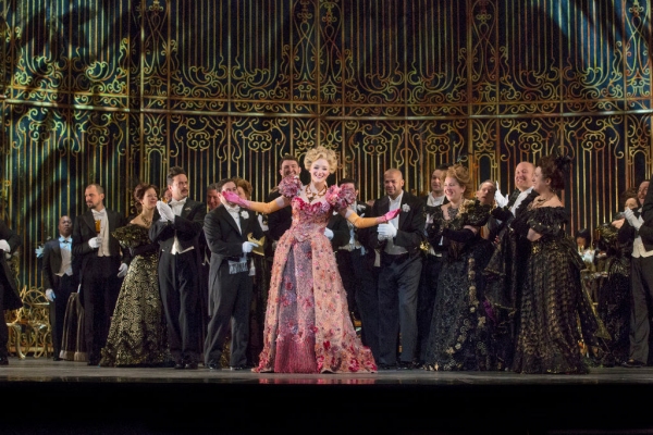 Photo Flash: First Look at Danny Burstein and Betsy Wolfe and More in The Met's DIE FLEDERMAUS Image