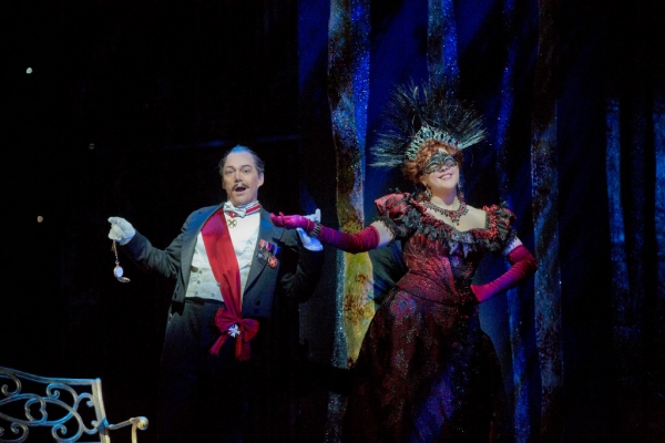 Photo Flash: First Look at Danny Burstein and Betsy Wolfe and More in The Met's DIE FLEDERMAUS Image