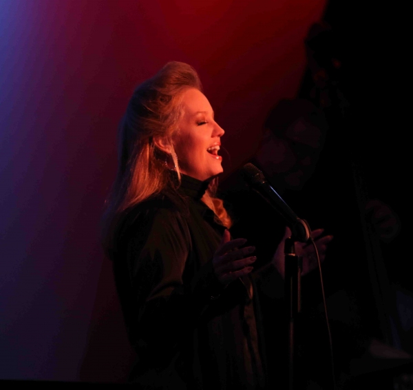 Photo Coverage: Stacy Sullivan Tributes Peggy Lee at The Metropolitan Room Image