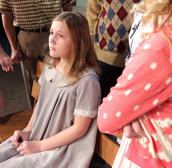 Photo Flash: Promotional Photos for DM Playhouse's THE HUNDRED DRESSES, Begin. 1/17 Image