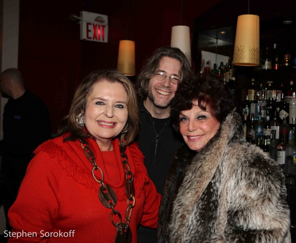 Photo Coverage: Corinna Sowers-Adler Brings LET ME SING AND I'M HAPPY to The Metropolitan Room Image