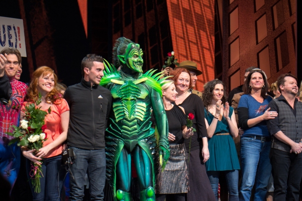 Photo Coverage: SPIDER-MAN: TURN OFF THE DARK Takes Final Flight on Broadway; Inside Closing Night Curtain Call! 