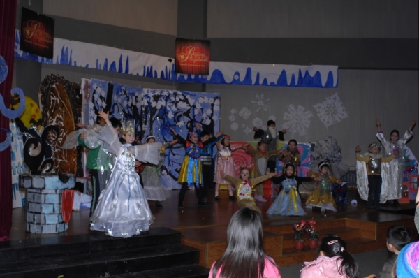 Photo Flash: Look Back - Beijing Playhouse Academy of Performing Arts' SNOW KING AND QUEEN Image