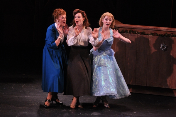 Photo Coverage: First Look at Engeman Theater's WHITE CHRISTMAS Image