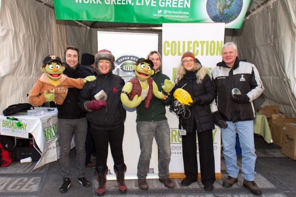 Photo Coverage: Broadway Unites in Duffy Square for Green Alliance Recycling Event! Image