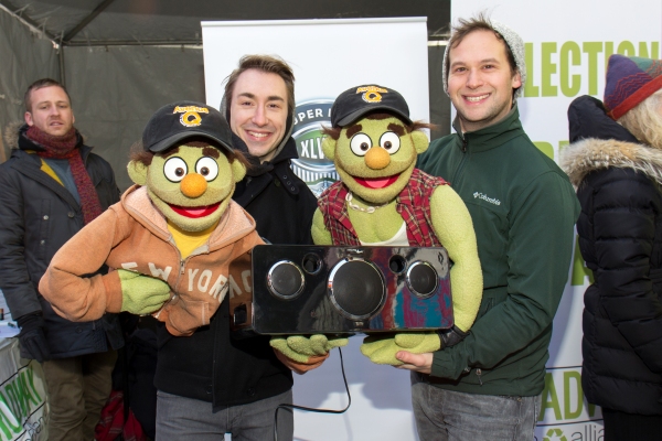 Photo Coverage: Broadway Unites in Duffy Square for Green Alliance Recycling Event! Image
