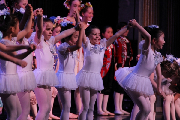 Photo Flash: Moscow Ballet Posts Third Record Breaking Season in a Row Photo Flash: Moscow Ballet Posts Third Record Breaking Season in a Row Image