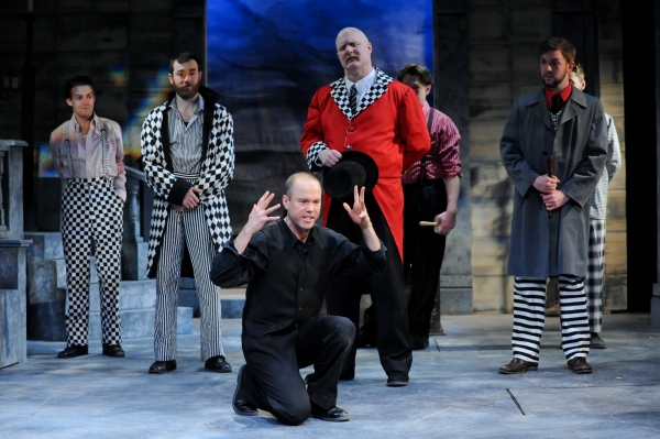 Photo Flash: First Look at Cincy Shakespeare's HAMLET, Opening Tonight Image
