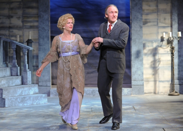 Photo Flash: First Look at Cincy Shakespeare's HAMLET, Opening Tonight Image