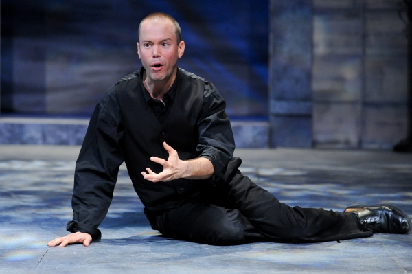 Photo Flash: First Look at Cincy Shakespeare's HAMLET, Opening Tonight Image