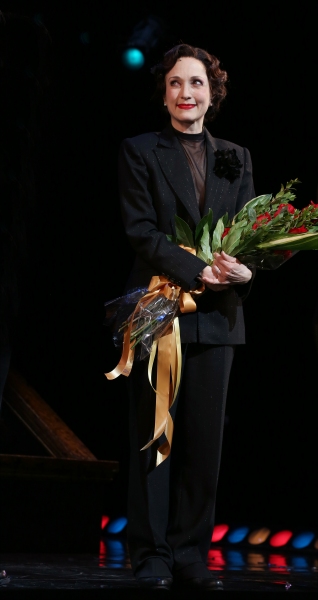 Photo Coverage: She's Got Class! Bebe Neuwirth Returns to CHICAGO as 'Mamma Morton' Image