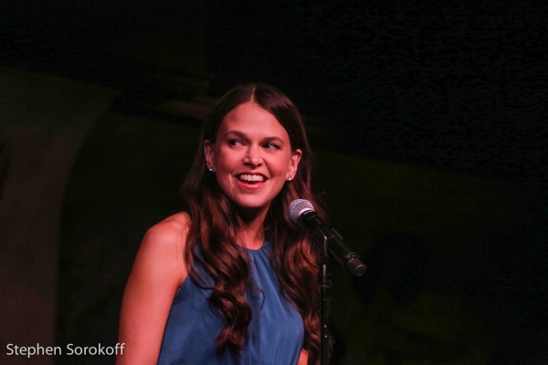 Photo Coverage: Broadway-Bound Sutton Foster Returns to the Cafe Carlyle! Image