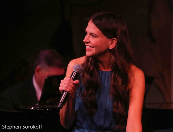 Photo Coverage: Broadway-Bound Sutton Foster Returns to the Cafe Carlyle! Image