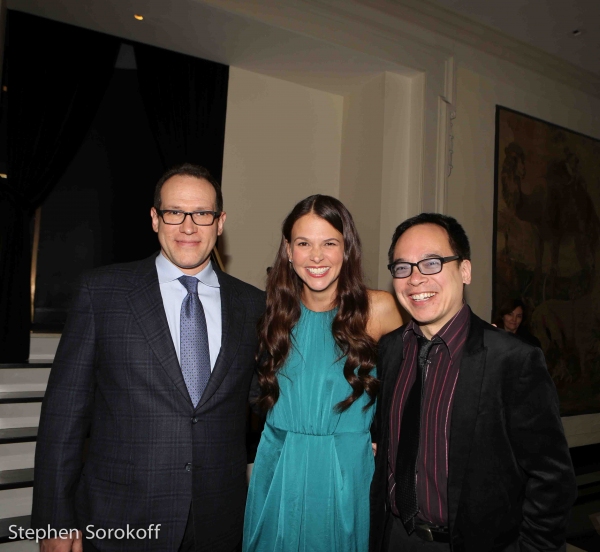 Photo Coverage: Broadway-Bound Sutton Foster Returns to the Cafe Carlyle! Image