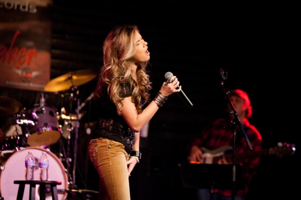 Photo Flash: Country Singer Kaitlyn Baker Performs at S.I.R. in Nashville Image