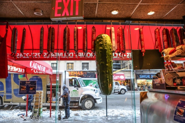 Photo Coverage: Carnegie Deli Unveils HANDLE WITH CARE by Carol Lawrence Sandwich Image