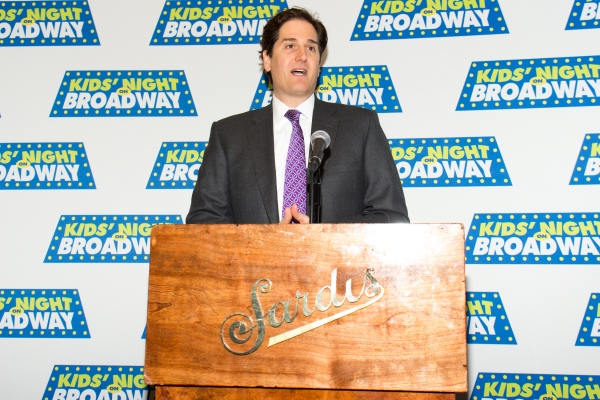 Photo Coverage: Idina Menzel and Broadway League Announce KIDS NIGHT OF BROADWAY's 2014 Festivities Image