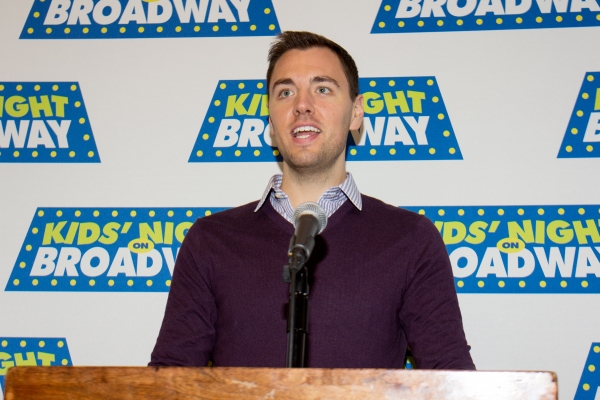 Photo Coverage: Idina Menzel and Broadway League Announce KIDS NIGHT OF BROADWAY's 2014 Festivities Image