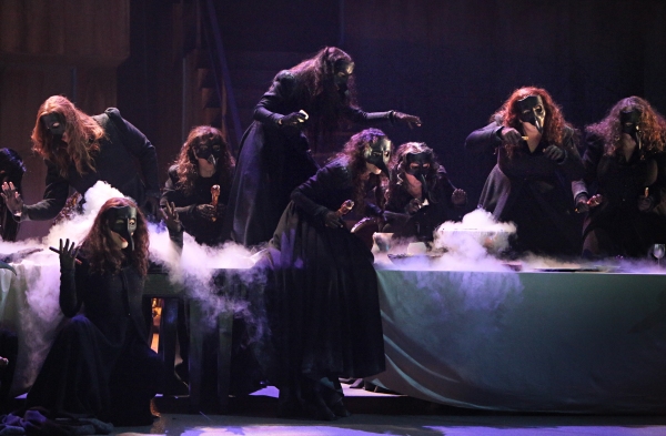 Photo Flash: First Look at the Minnesota Opera's Production of MACBETH with Greer Grimsley and Brenda Harris Image