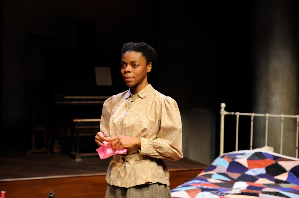 Photo Flash: First Look at Trinity Rep's INTIMATE APPAREL Image
