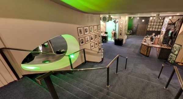 Photo Flash: Tour Broadway's Gershwin Theatre- See WICKED Up-Close! Image