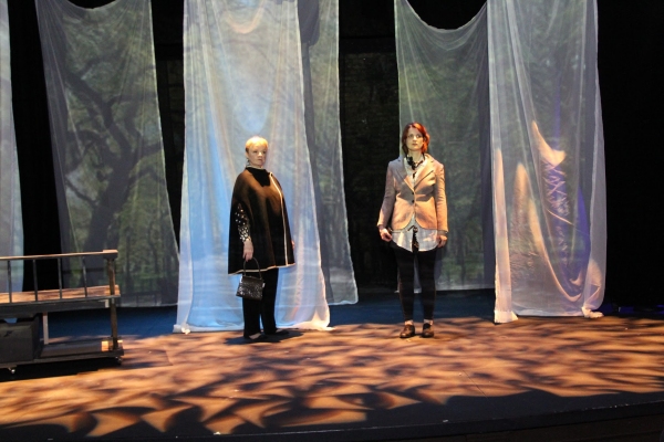 Photo Flash: First Look at THE SUN SHINES EAST; Previews Begin Tonight at Deane Little Theatre Image
