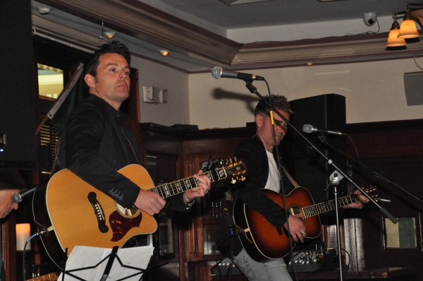 Photo Coverage: Ryan Kelly and Neil Byrne Acoustic By Candlelight Tour Stops at Rory Dolan's Image