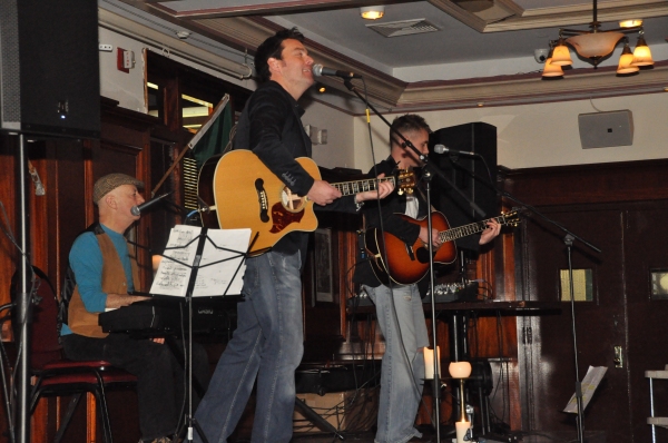Photo Coverage: Ryan Kelly and Neil Byrne Acoustic By Candlelight Tour Stops at Rory Dolan's Image
